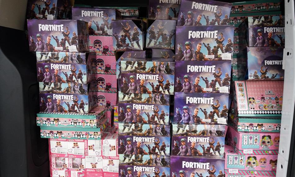 2019-10-4-1025HRAČKY 5.jpg